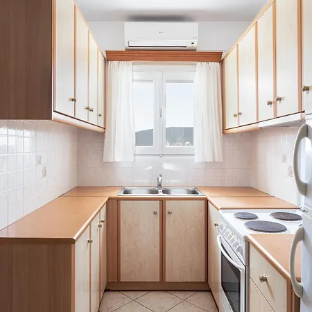 To Spiti Mas * Tínos