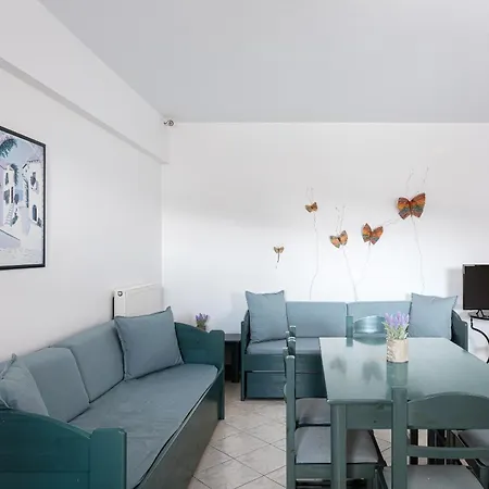 To Spiti Mas * Tínos